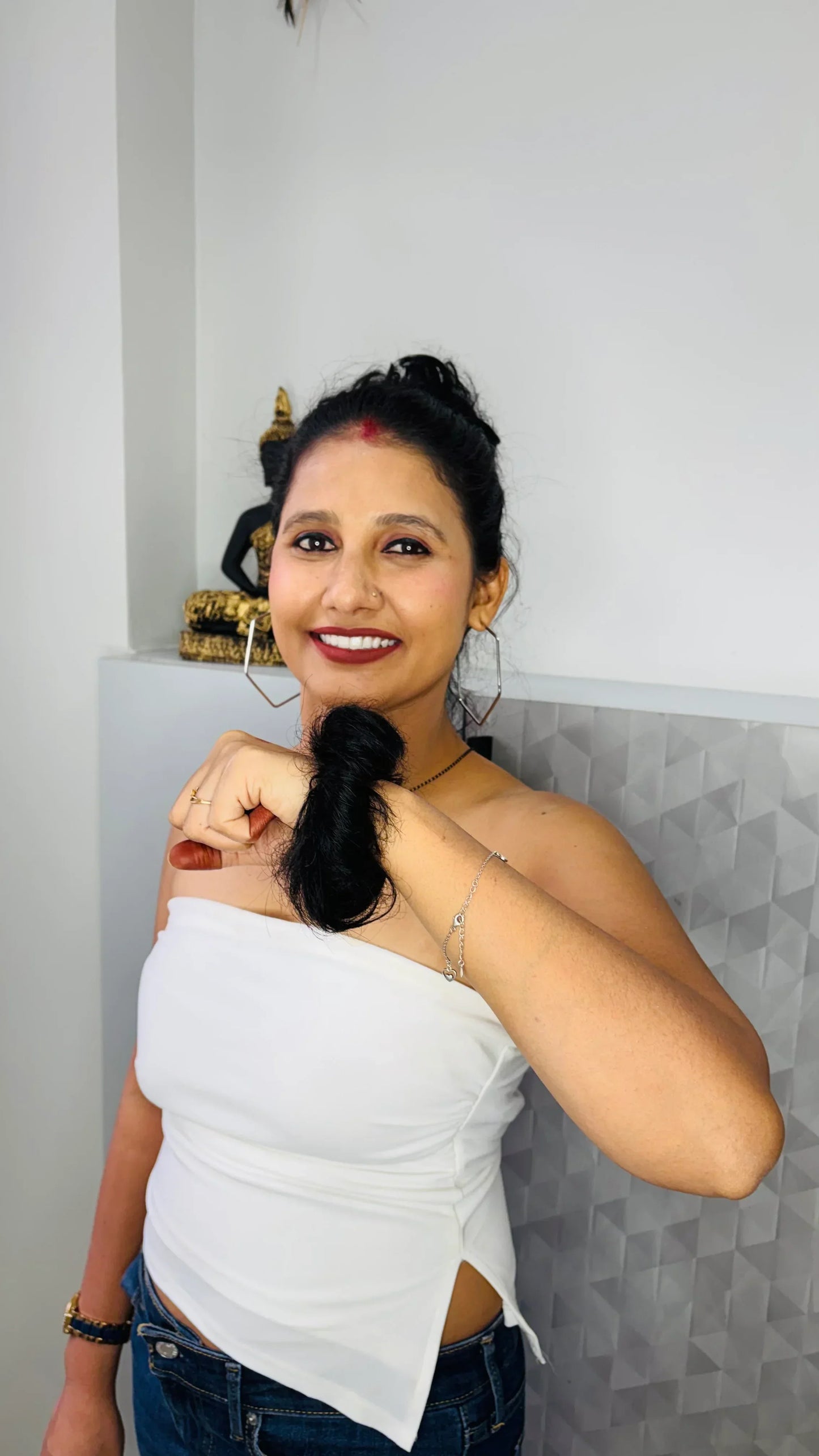 Messy Bun Scrunchie - Natural Black